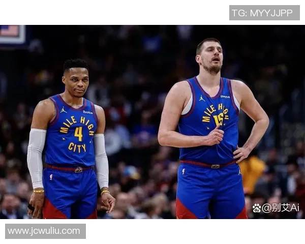 勇士与马刺激战5月15日NBA季后赛精彩对决回顾与分析 勇士与马刺激战5月15日NBA季后赛精彩对决回顾与分析