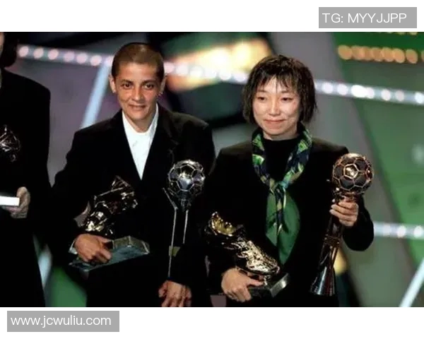 全球足球巨星全景解析与生平故事汇总 全球足球巨星全景解析与生平故事汇总